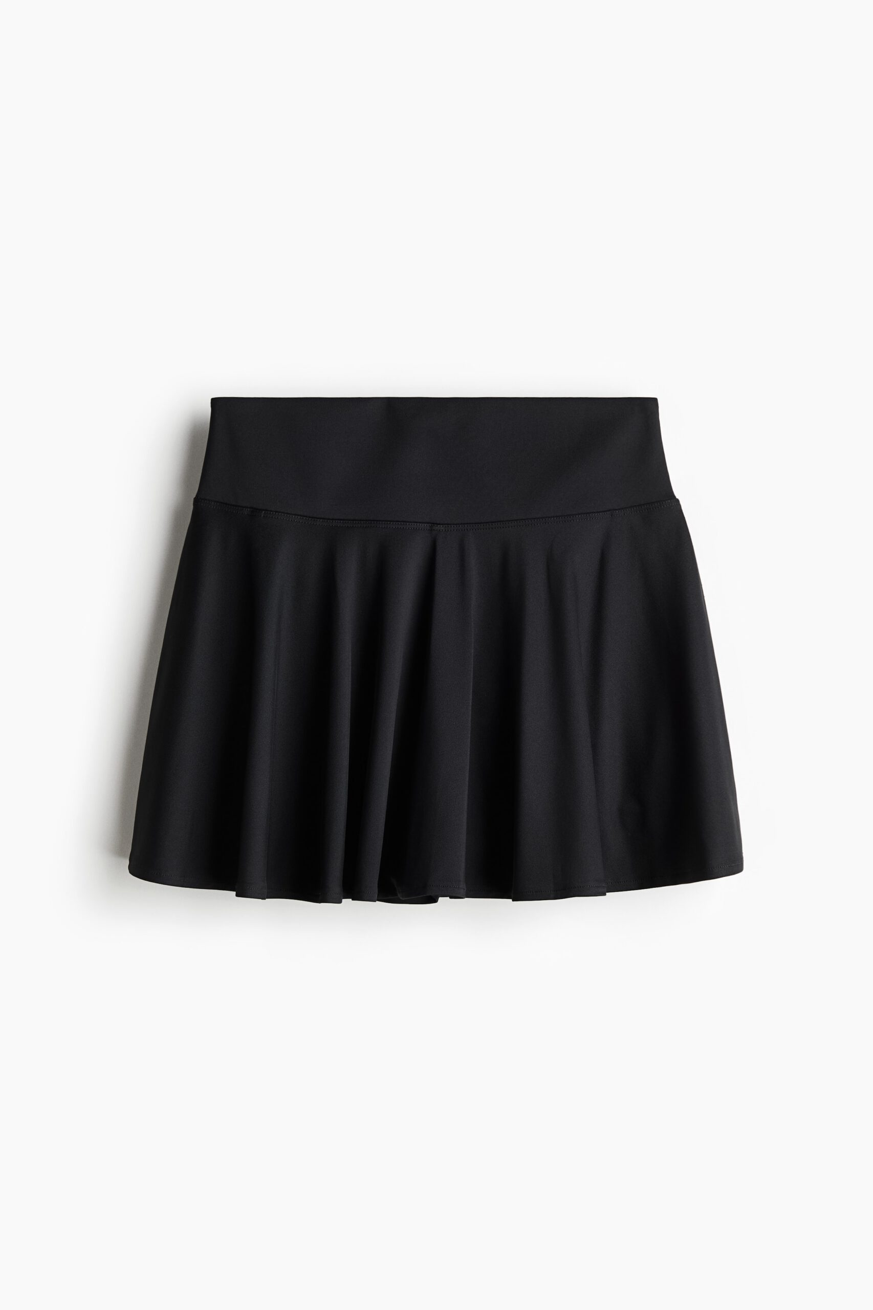 Circle Cut Tennis Skirt With DryMove™